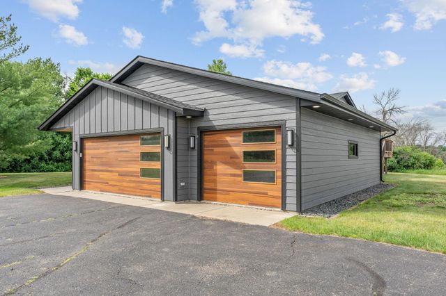 804 Grant Avenue, Hudson, WI 54016