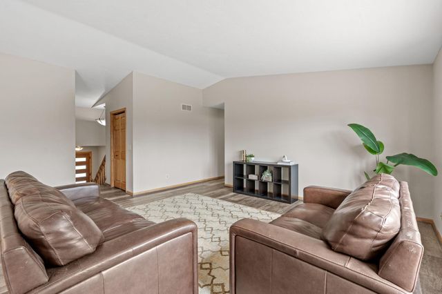804 Grant Avenue, Hudson, WI 54016