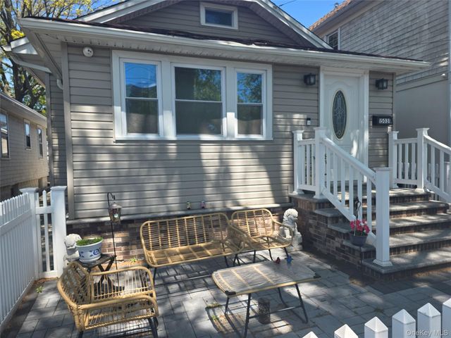 15031 17th Road RANCH, Whitestone, NY 11357