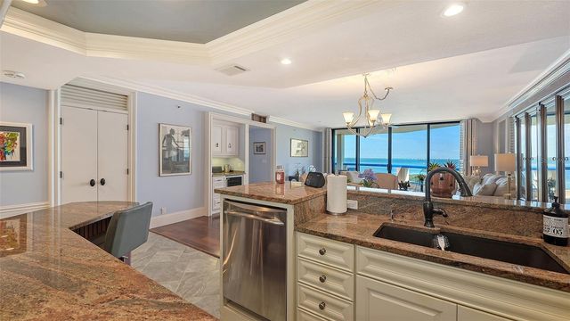 2110 HARBOURSIDE DRIVE 536, Longboat Key, FL 34228