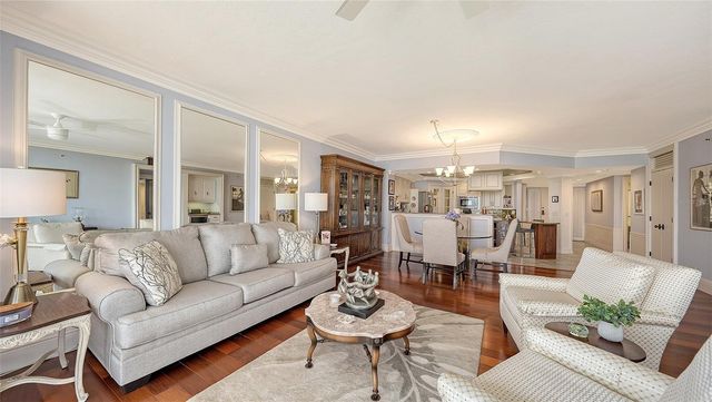 2110 HARBOURSIDE DRIVE 536, Longboat Key, FL 34228