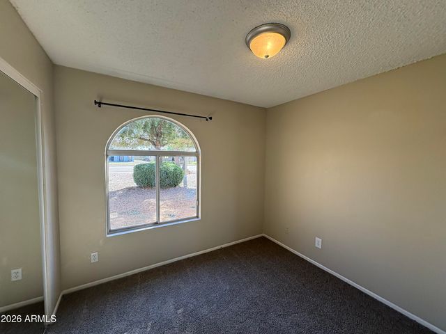 5256 W CHOLLA Street, Glendale, AZ 85304