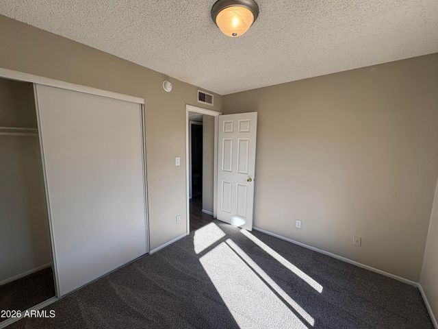 5256 W CHOLLA Street, Glendale, AZ 85304