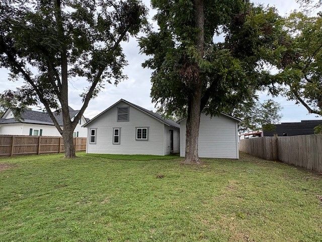 105 Pecan Street, Dardanelle, AR 72834