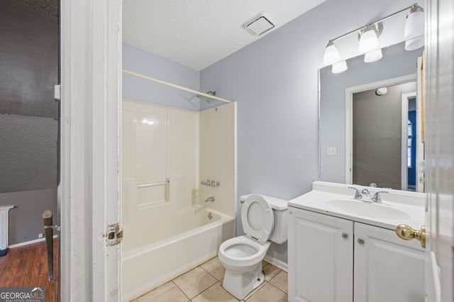 2069 Bedford Court, Lithonia, GA 30058
