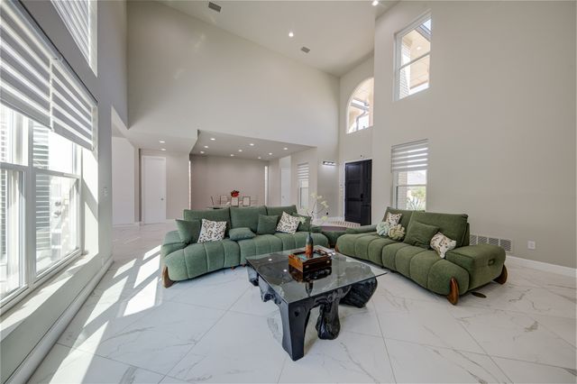 6604 Myrtle Beach Drive, Plano, TX 75093