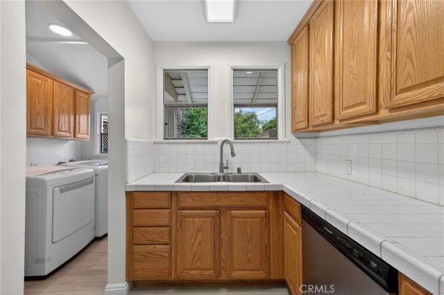 15224 La Maida, Sherman Oaks, CA 91403