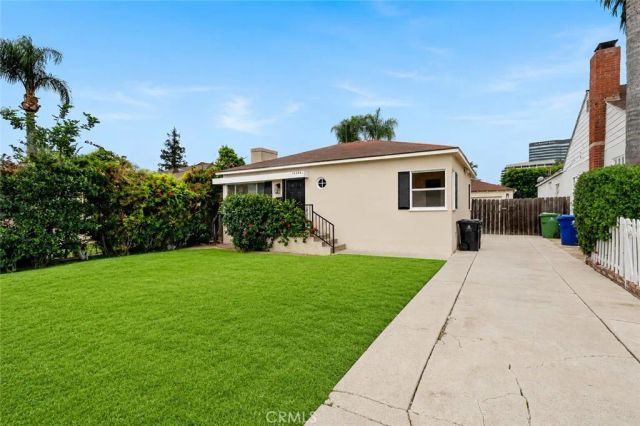 15224 La Maida, Sherman Oaks, CA 91403