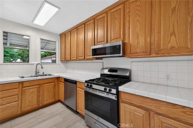 15224 La Maida, Sherman Oaks, CA 91403