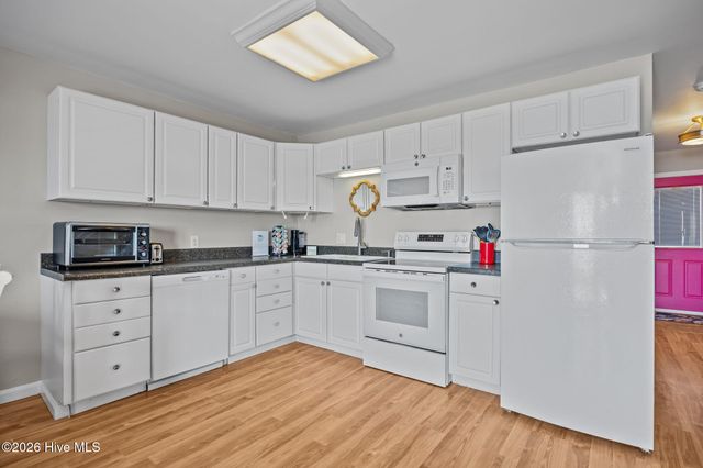 7411 Ocean Drive E&W, Emerald Isle, NC 28594