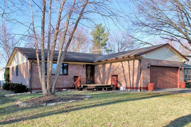 1652 Hilda Drive, Lake Holiday, IL 60548