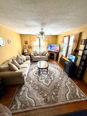 87 Hamburg, Springfield, MA 01107