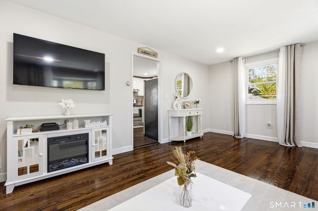 21 West Rocks Road, Norwalk, CT 06851