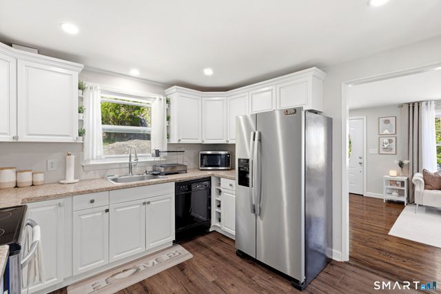 21 West Rocks Road, Norwalk, CT 06851