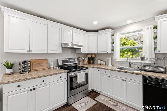 21 West Rocks Road, Norwalk, CT 06851