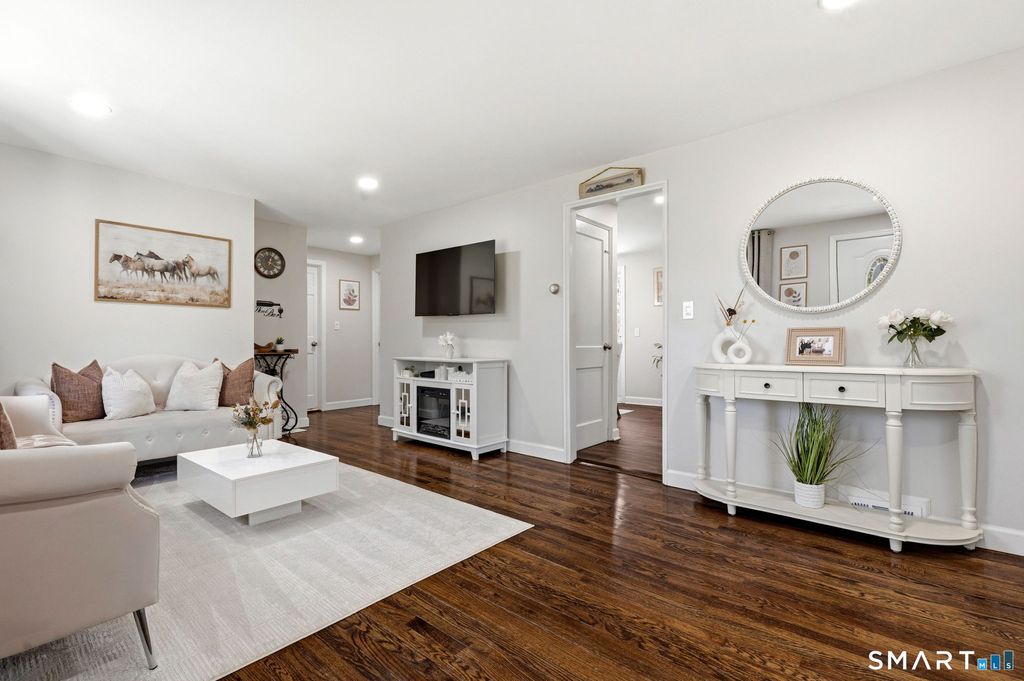 21 West Rocks Road, Norwalk, CT 06851