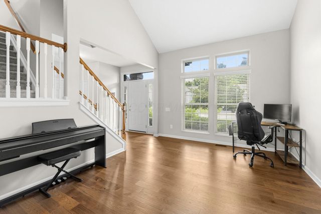 7975 Holderman Street, Lewis Center, OH 43035