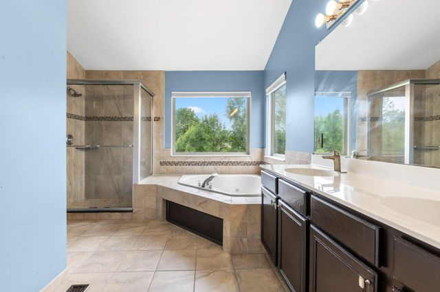 7975 Holderman Street, Lewis Center, OH 43035