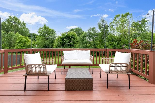 7975 Holderman Street, Lewis Center, OH 43035