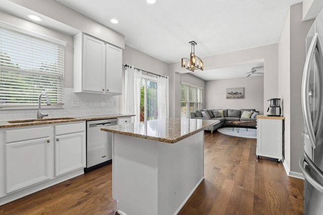 7975 Holderman Street, Lewis Center, OH 43035