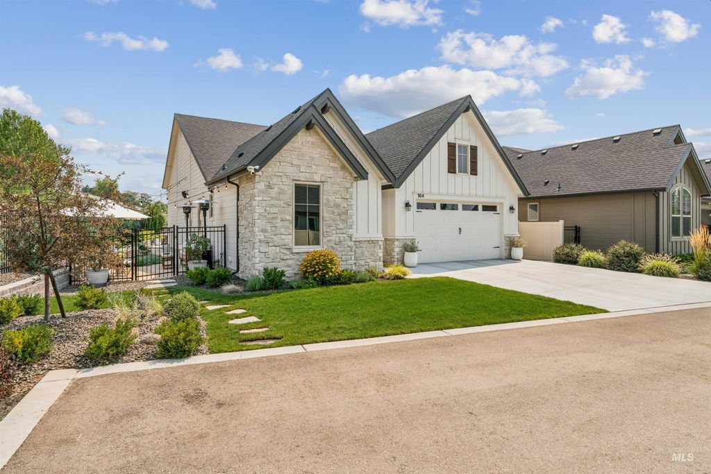 184 N Duke Ln, Eagle, ID 83616 photo 2