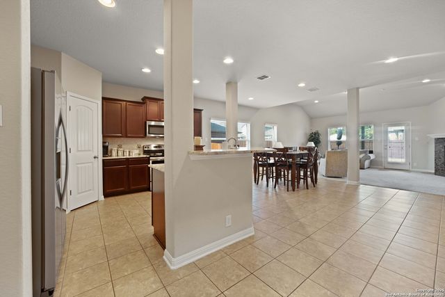 232 Albarella, Cibolo, TX 78108