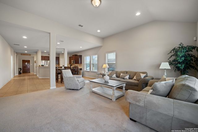 232 Albarella, Cibolo, TX 78108