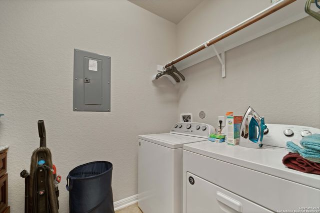 232 Albarella, Cibolo, TX 78108