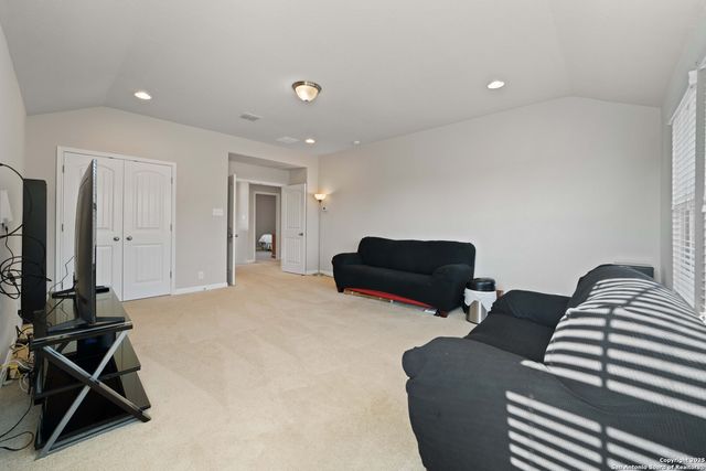 232 Albarella, Cibolo, TX 78108