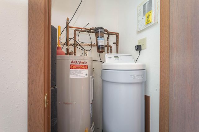 3863 Wahtomin Trail NW, Alexandria, MN 56308