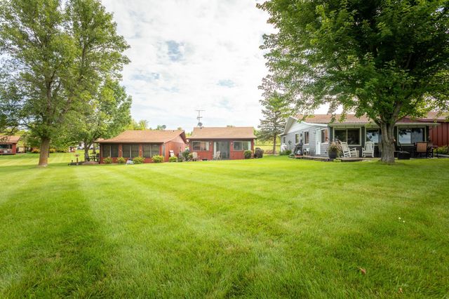 3863 Wahtomin Trail NW, Alexandria, MN 56308