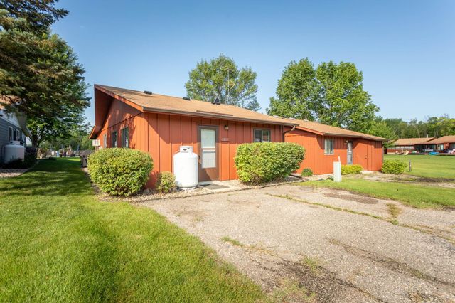 3863 Wahtomin Trail NW, Alexandria, MN 56308