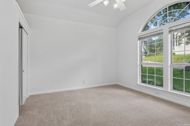 12 Twinpost, San Antonio, TX 78254