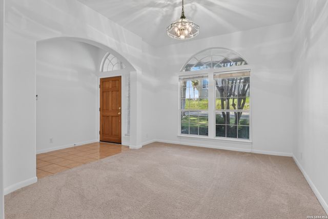 12 Twinpost, San Antonio, TX 78254