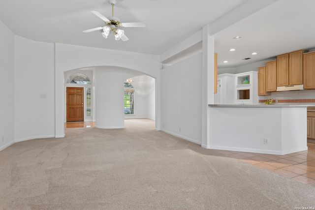 12 Twinpost, San Antonio, TX 78254