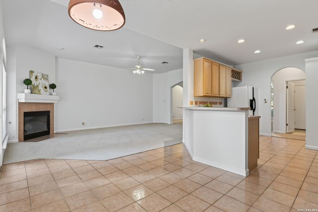 12 Twinpost, San Antonio, TX 78254