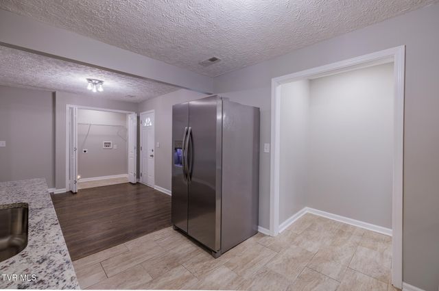 1621 Fairfield Avenue, Kingsport, TN 37664