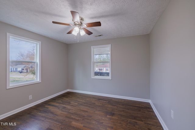 1621 Fairfield Avenue, Kingsport, TN 37664