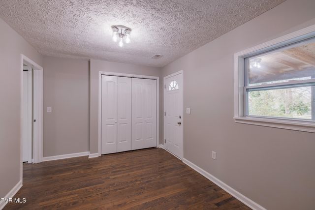 1621 Fairfield Avenue, Kingsport, TN 37664