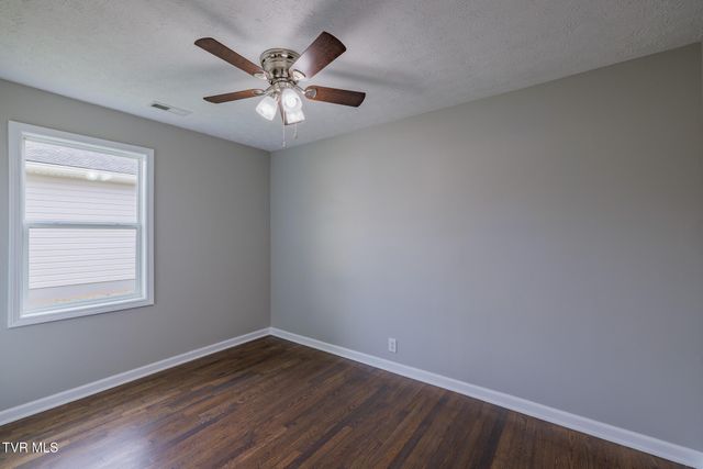 1621 Fairfield Avenue, Kingsport, TN 37664