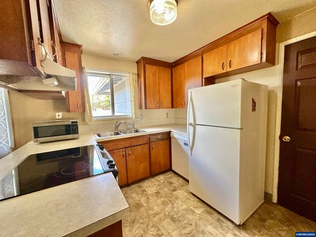2205 NW Garryanna St, Corvallis, OR 97330