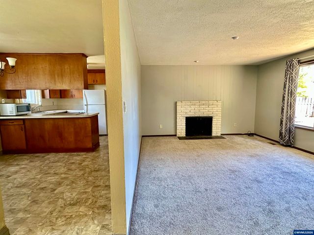 2205 NW Garryanna St, Corvallis, OR 97330