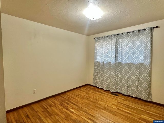 2205 NW Garryanna St, Corvallis, OR 97330