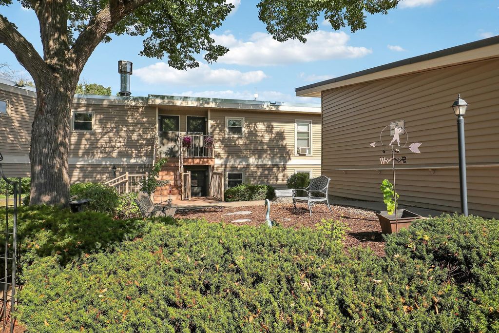 110263 Village Road, Chaska, MN 55318 — photo 2