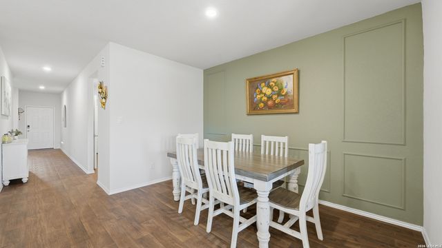 433 DEBORAH DR, New Braunfels, TX 78130
