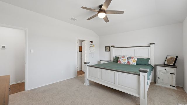 433 DEBORAH DR, New Braunfels, TX 78130