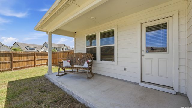 433 DEBORAH DR, New Braunfels, TX 78130