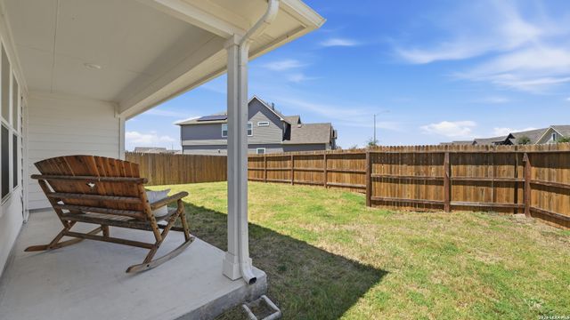 433 DEBORAH DR, New Braunfels, TX 78130