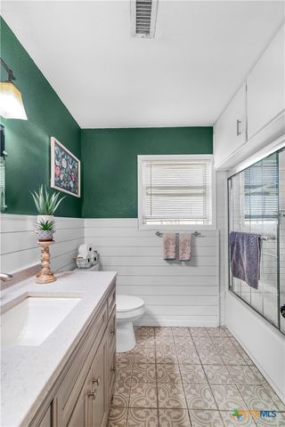 4805 Lilac Lane, Victoria, TX 77904