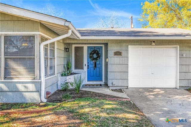 4805 Lilac Lane, Victoria, TX 77904